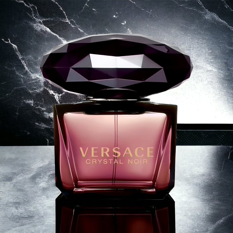 Versace Crystal Noir (à base d'extraits)