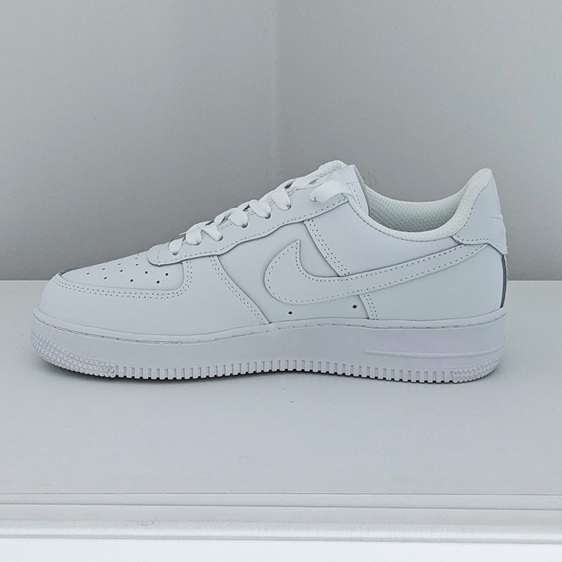 Nike AirForce 1 White